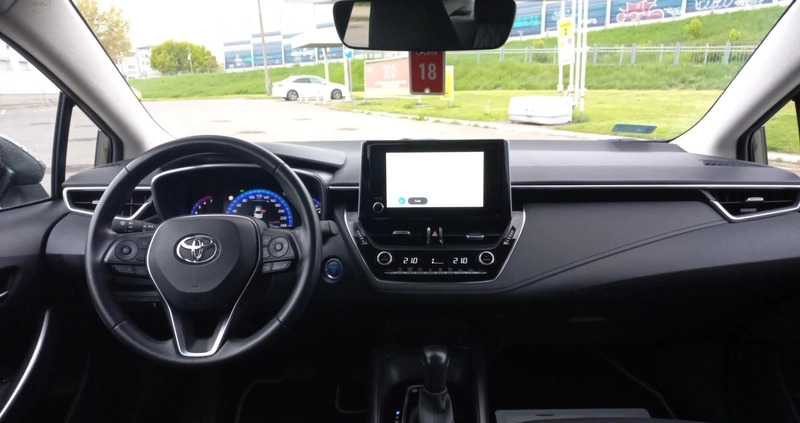 Toyota Corolla cena 99900 przebieg: 37593, rok produkcji 2022 z Kozienice małe 172